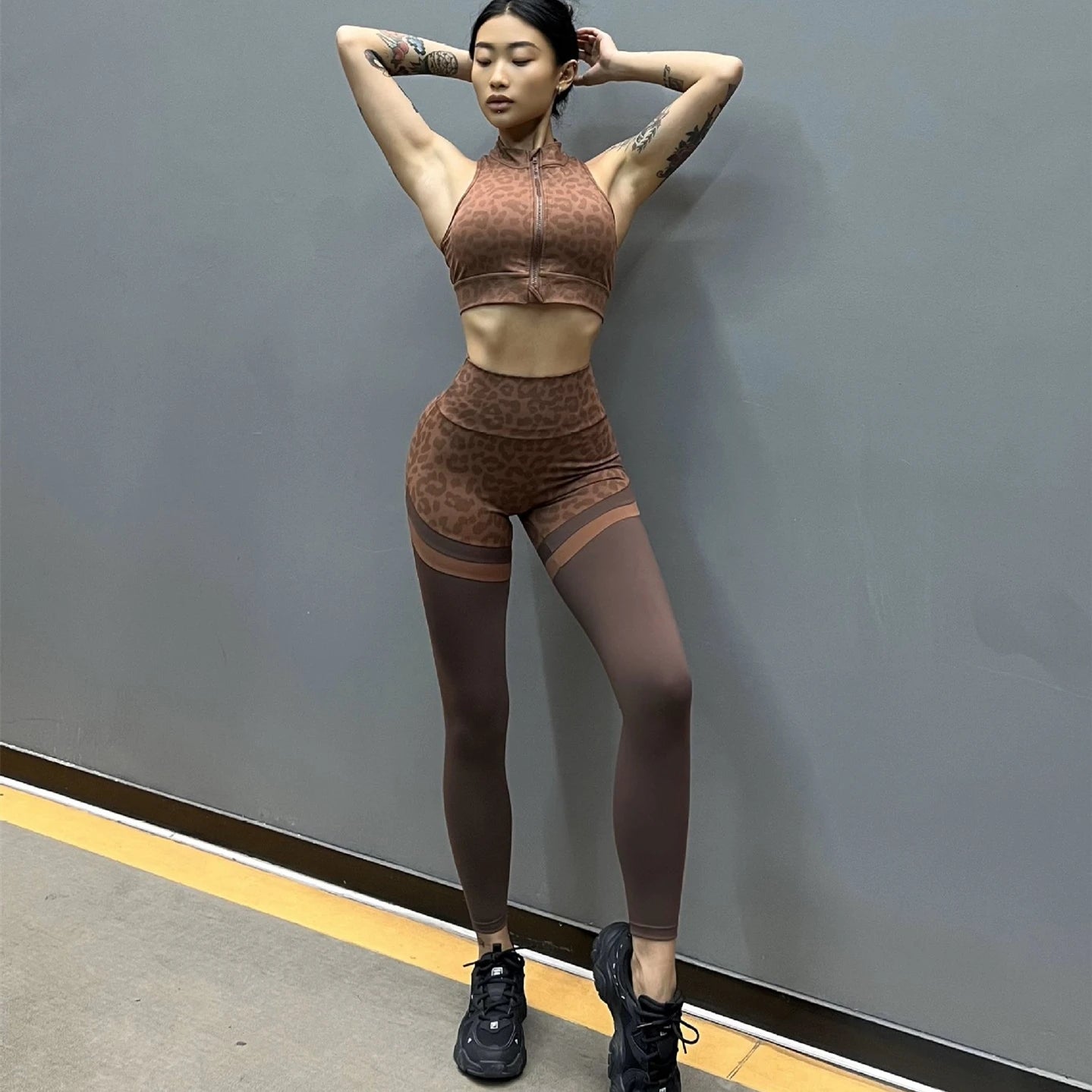 1/2PCS Zipper Leopard Print Sport Gym Yoga Sets Women Sport Bdra Scrunch Pants Fitness Leggings Suits Workout Clothes for Women